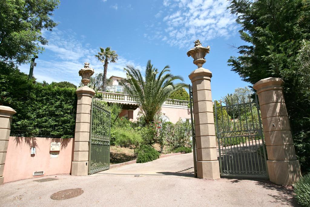 Villa La Croisette Sainte-Maxime Kamer foto